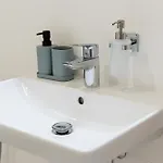 Brand Deluxe *